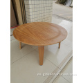 Mesa de café de madera contrachapada de Eames